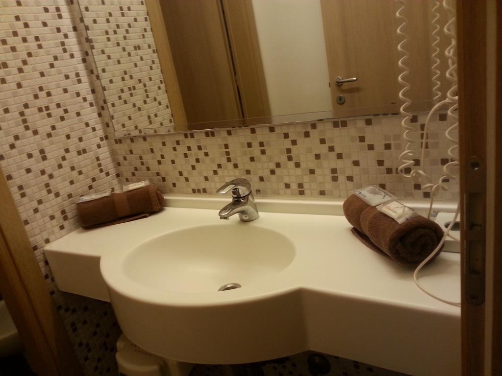 Residence Nocchiero Riccione Luaran gambar