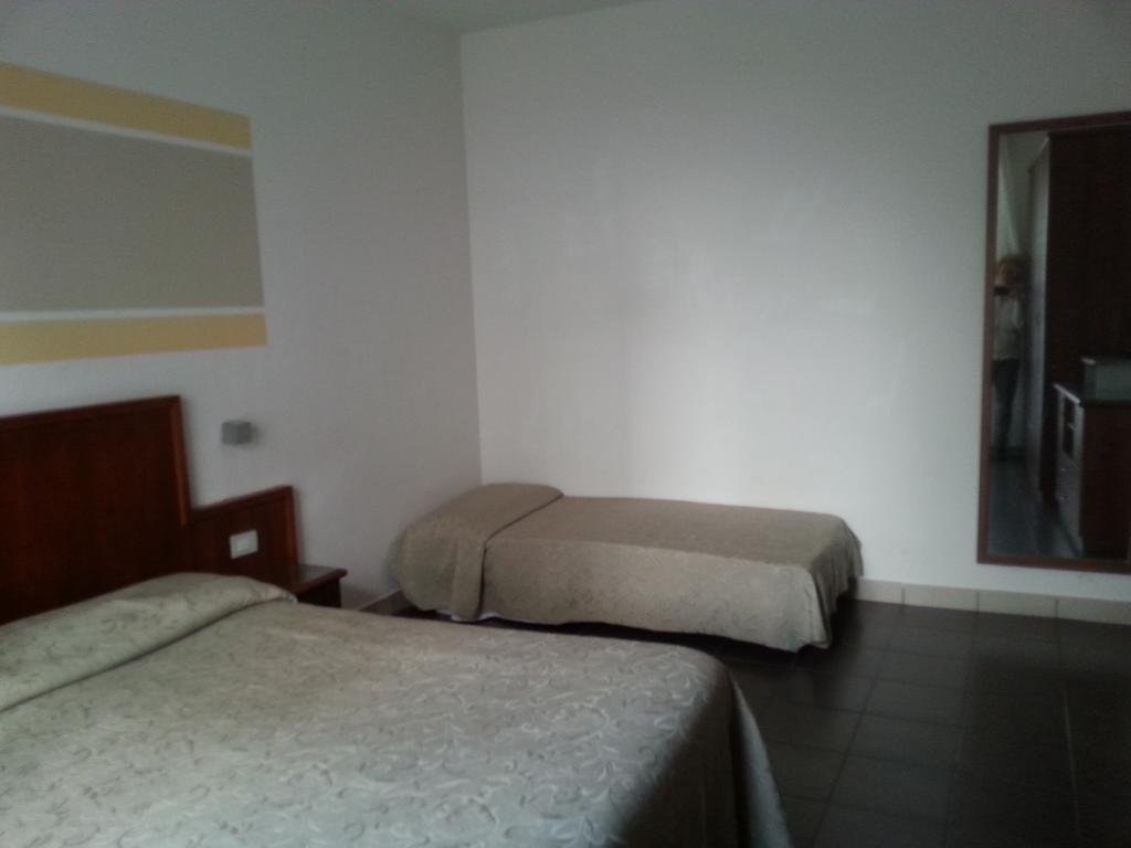 Residence Nocchiero Riccione Luaran gambar