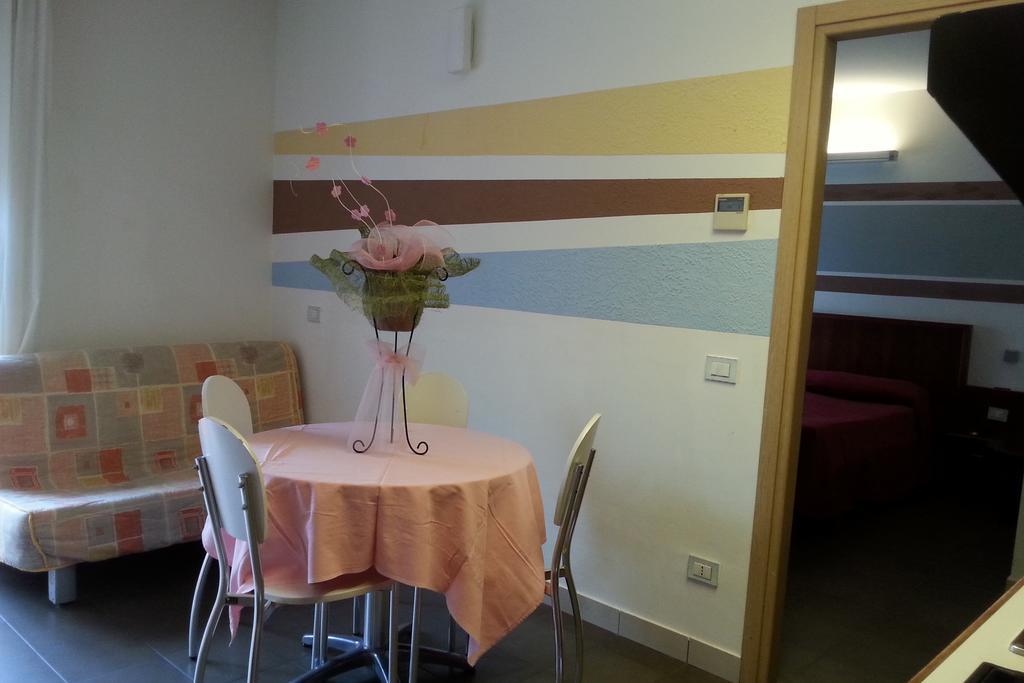 Residence Nocchiero Riccione Luaran gambar